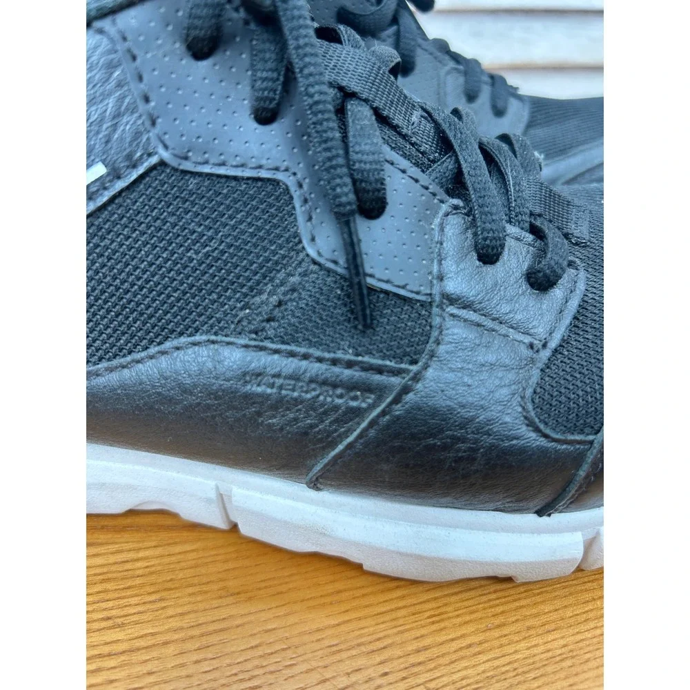 Sorel Kinetic RNEGD Sport Boots Size 10 Black Womens Waterproof Sneakers
